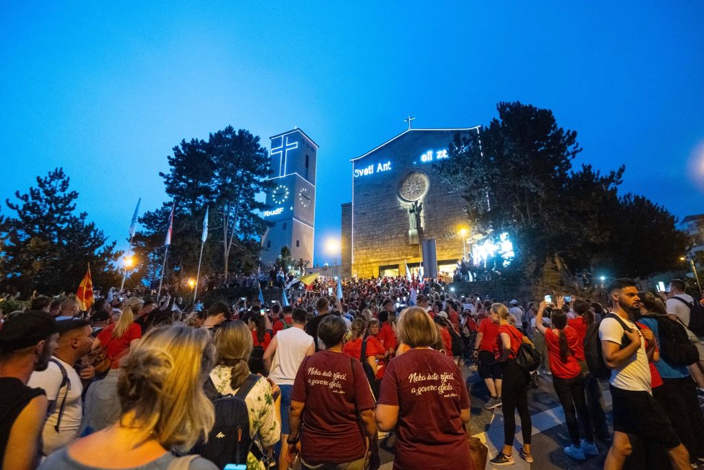 Bazilika sv. Antuna Padovanskog u noći